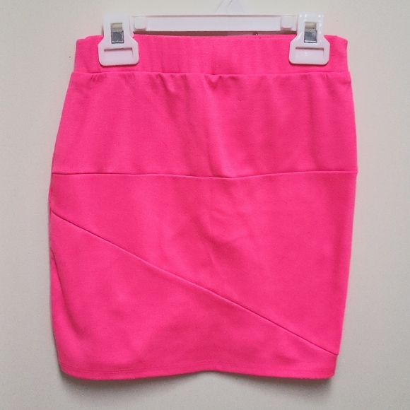 IZ Amy Byer Neon Pink, Above the Knees Skirt - Picture 1 of 4